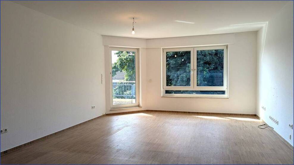 Attraktive Eigentumswohnung mit Balkon und Tiefgaragenstellplatz