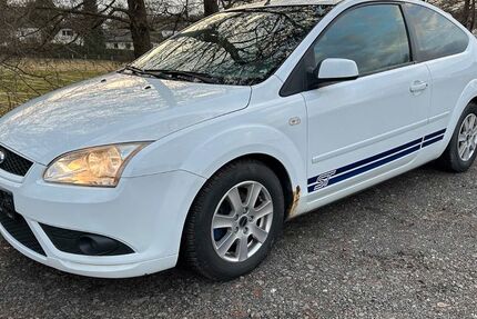 Ford Focus 230.698 km 600 &euro; Eschenburg - Hirzenhain 35713