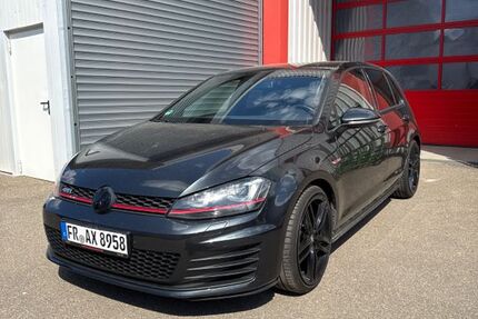 VW Golf 136.500 km 15.200 &euro; Kirchzarten 79199