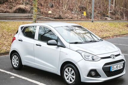 Hyundai i10 42.000 km 6.000 &euro; DRESDEN 01159