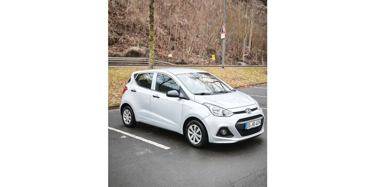 Hyundai i10 42.000 km 6.000 &euro; DRESDEN 01159