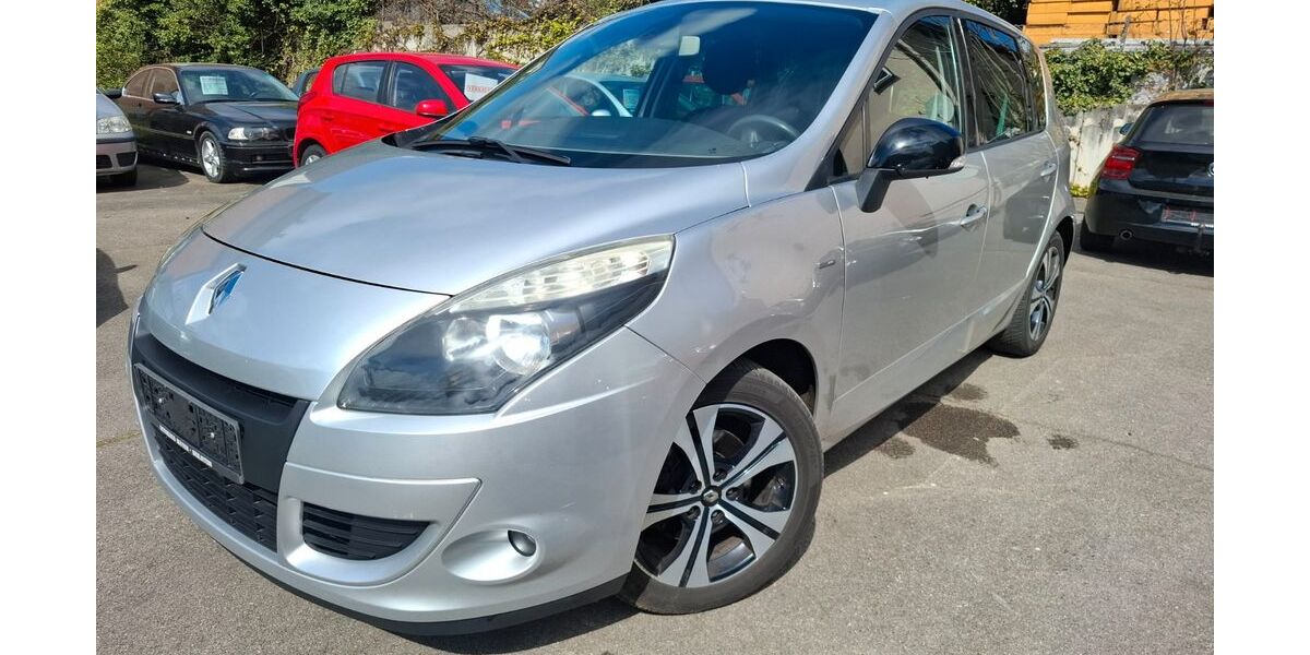 Renault Scenic 250.000 km 3.400 &euro; Stuttgart 70195