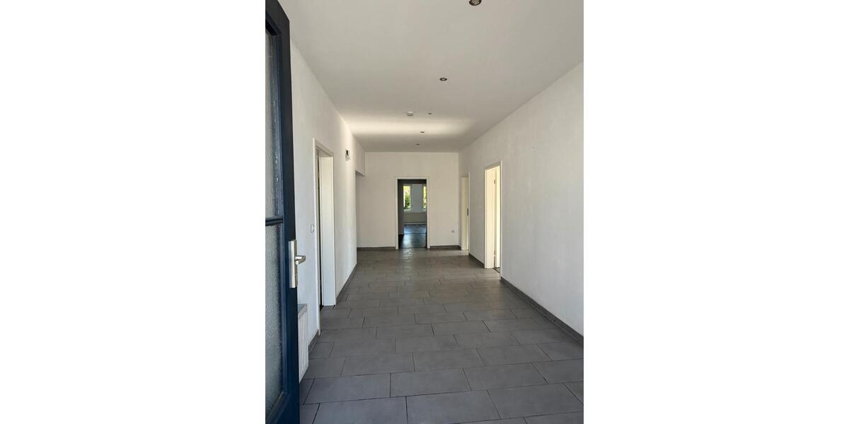 Mehrfamilienhaus, Wohnhaus Lübbecke - 14 Zimmer, 330 m&sup2;, 3.000&euro; | Angebot:26419249