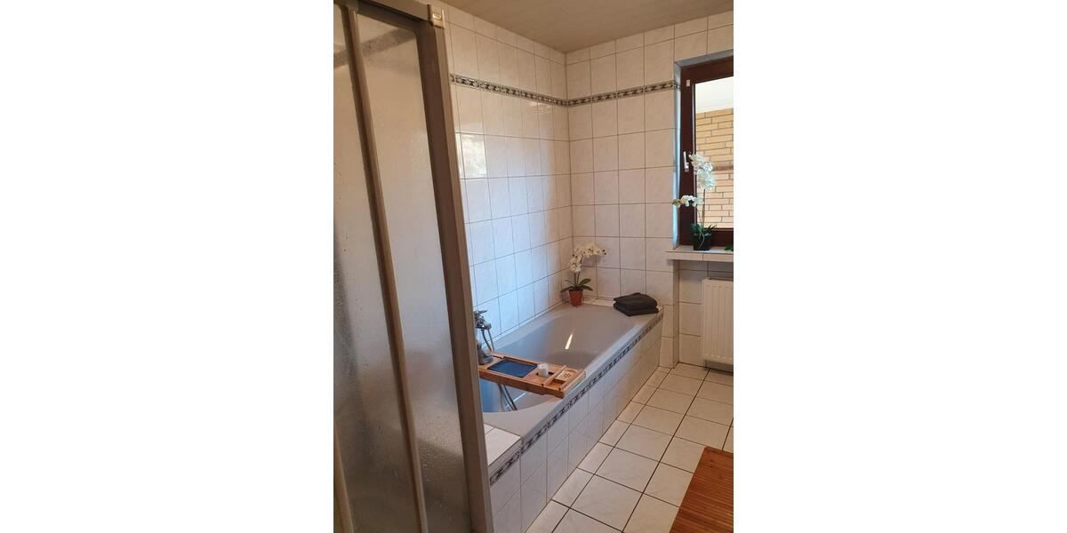Einfamilienhaus Vechelde - 7 Zimmer, 168 m&sup2;, 470.000&euro; | Angebot:27111778