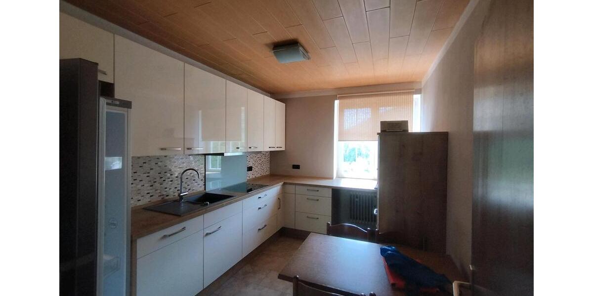 Etagenwohnung Kipfenberg - 7 Zimmer, 120 m&sup2;, 229.000&euro; | Angebot:26858193