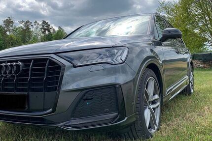 Audi Q7 86.000 km 57.000 &euro; Grabfeld 98631