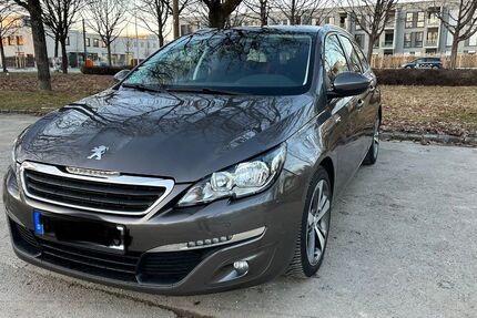 Peugeot 308 215.000 km 6.100 &euro; München 81737