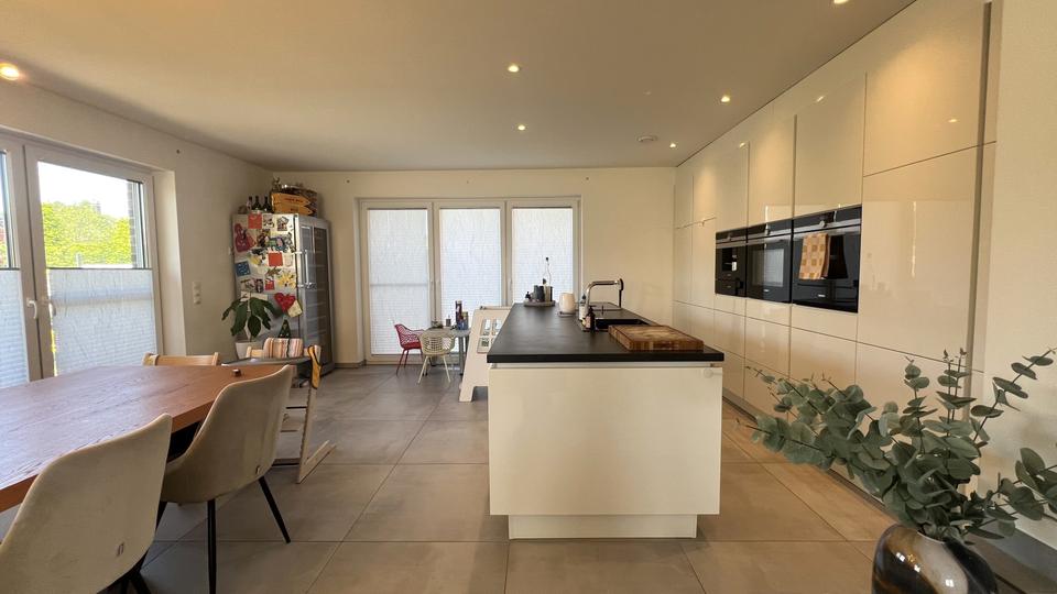 Einfamilienhaus Rhede (Ems) - 5 Zimmer, 140 m&sup2;, 1.800&euro; | Angebot:26492128