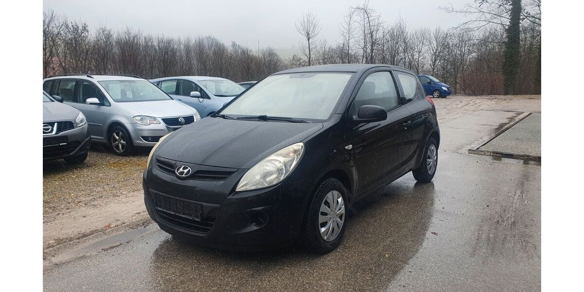 Hyundai i20 199.763 km 2.750 &euro; Günzach 87634