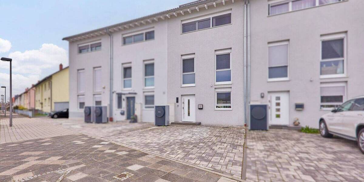 Modern. Effizient. Familienfreundlich - Ihr neues Zuhause in Mannheim Sandhofen - Reihenmittelhaus Mannheim Sandhofen | Angebot:26597693