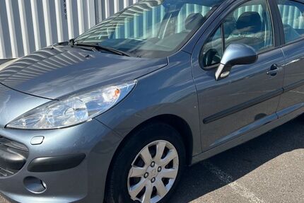Peugeot 207 226.000 km 1.699 &euro; Berlin 12057