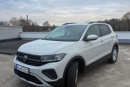 VW T-Cross 3.800 km 23.999 &euro; Alfter 53347