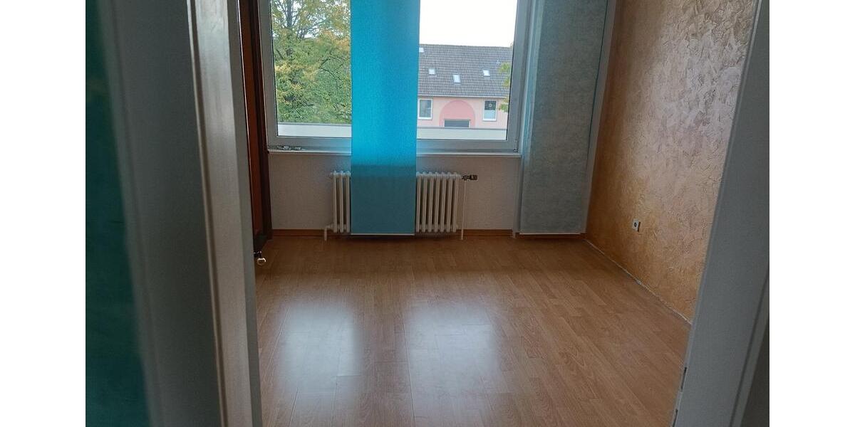 Etagenwohnung Blomberg - 5 Zimmer, 116 m&sup2;, 145.000&euro; | Angebot:26837758