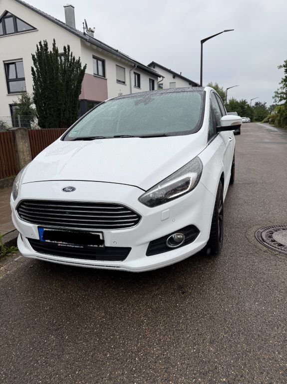 Ford S-Max 146.000 km 13.999 € Roth 91154