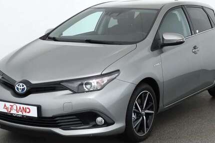 Toyota Auris 49.951 km 16.990 &euro; Dresden 01239