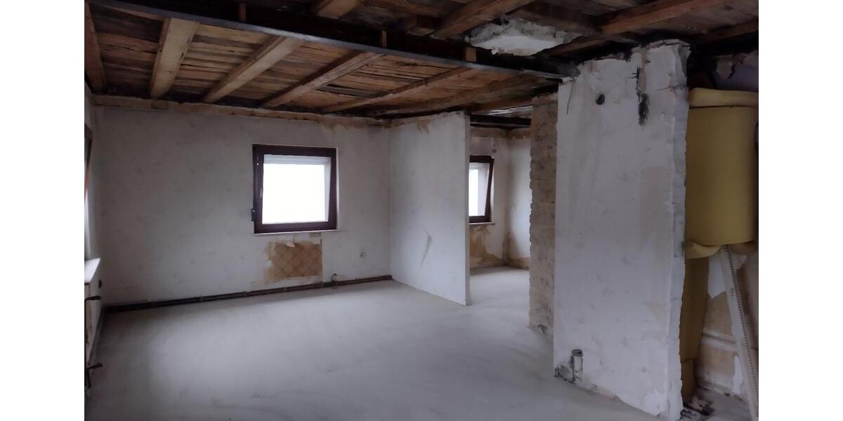 Reihenhaus Weilburg - 4 Zimmer, 100 m&sup2;, 125.000&euro; | Angebot:26739885