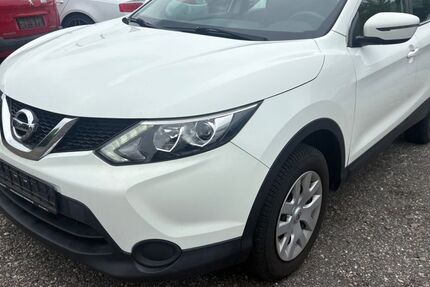 Nissan Qashqai 111.500 km 7.890 &euro; Elsterwerda 04910
