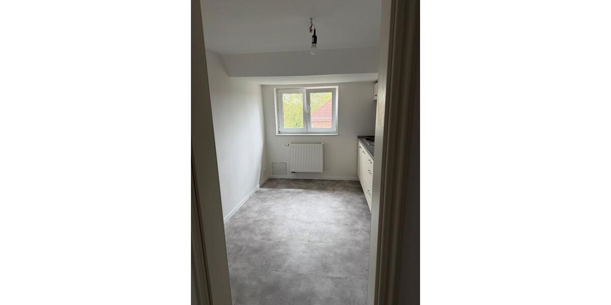 Dachgeschoßwohnung Güstrow - 2 Zimmer, 68 m&sup2;, 544&euro; | Angebot:26705583
