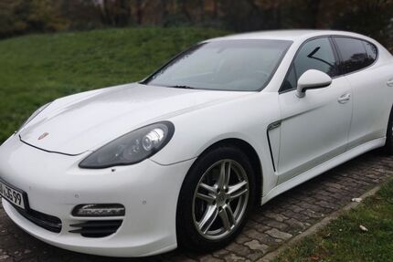 Porsche Panamera 160.000 km 22.950 &euro; Neuss 41460