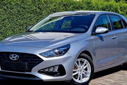 Hyundai i30 55.000 km 13.699 &euro; Bad Lippspringen 33175