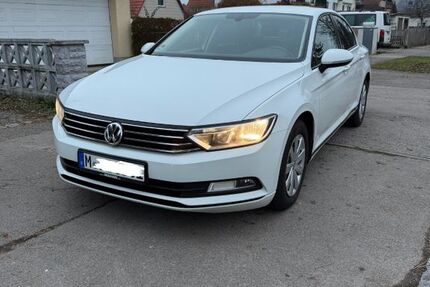 VW Passat 181.000 km 9.700 &euro; München 80807