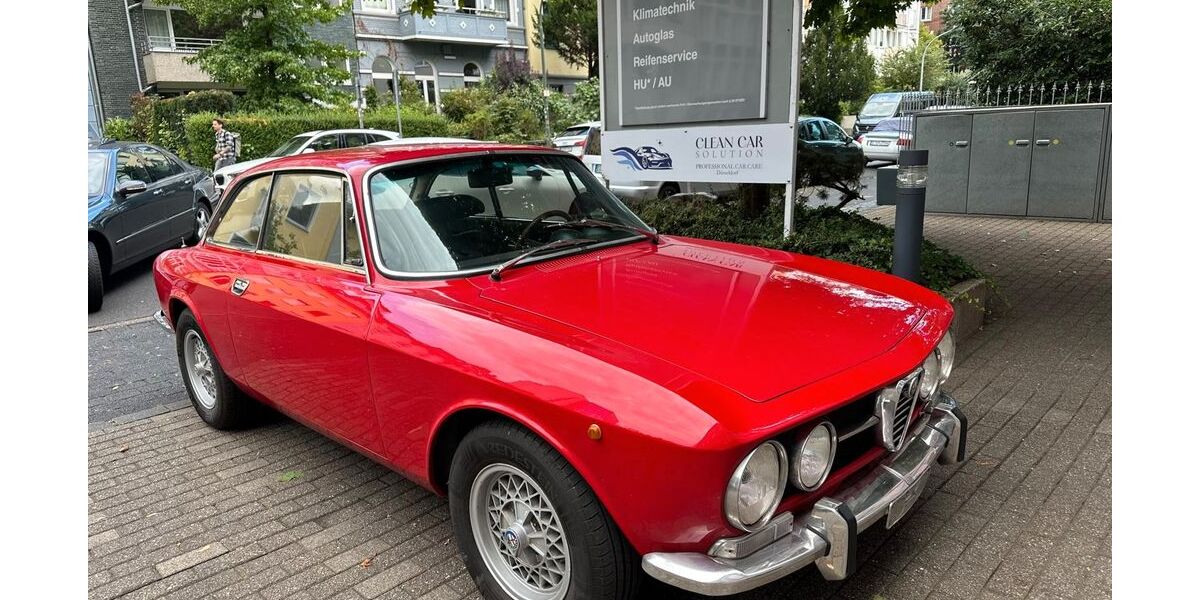 Alfa Romeo GTV 61.422 km 39.990 &euro; Düsseldorf 40476