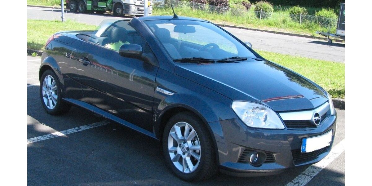 Opel Tigra 10.700 km 15.590 &euro; Wallenborn 54570
