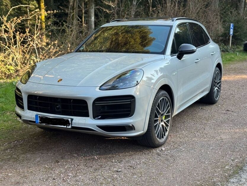Porsche Cayenne 59.000 km 98.500 € Heiligenroth 56412