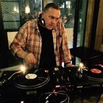 Plattenspieler | Gast: Julian Göthe