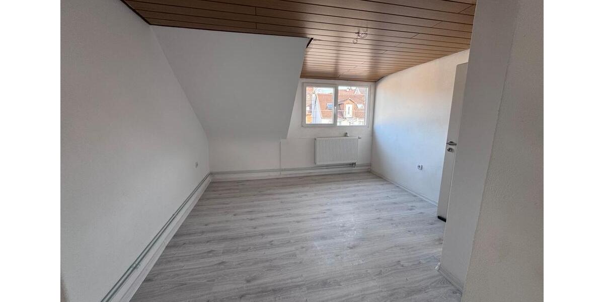 Erdgeschoßwohnung Merchweiler - 2 Zimmer, 65 m&sup2;, 500&euro; | Angebot:26075447
