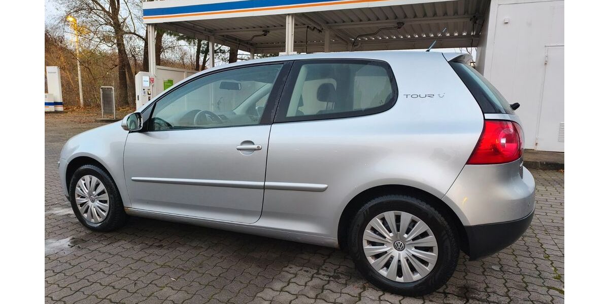 VW Golf 200.000 km 2.300 &euro; Schwerin 19061