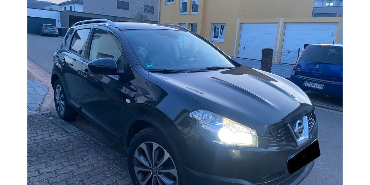 Nissan Qashqai 187.000 km 3.950 &euro; Burbach 66115