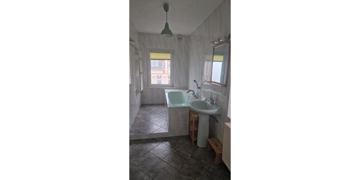 Etagenwohnung Schöneck/Vogtland Vogtland - 4 Zimmer, 100 m&sup2;, 99.000&euro; | Angebot:26785567
