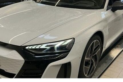 Audi e-tron GT 29.302 km 74.979 &euro; Oldenburg 26135