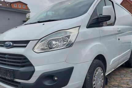 Ford Transit Custom 292.585 km 4.600 € Leipzig 04229