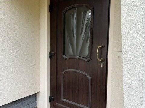 Großzügiges Reihenendhaus -den Kindern zuliebe ,ruhige Lage, kein Verkehr 5 zimmer