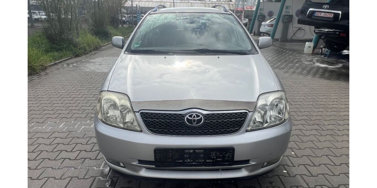 Toyota Corolla 184.500 km 2.999 &euro; Germersheim 76726