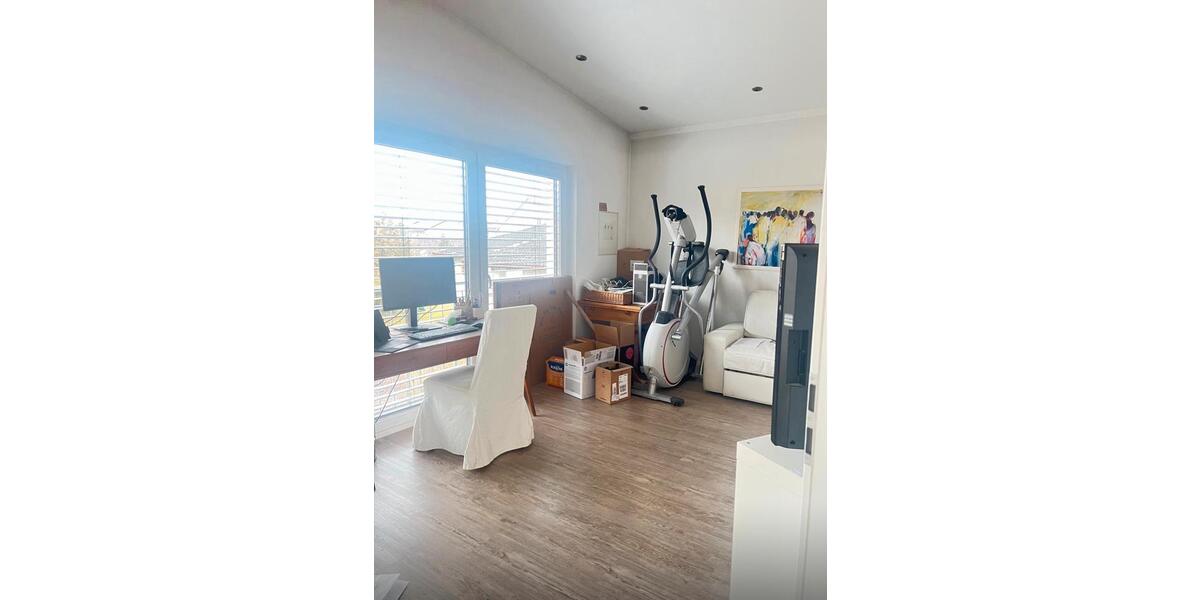 Etagenwohnung Ingolstadt - 3 Zimmer, 115 m&sup2;, 1.600&euro; | Angebot:25590803