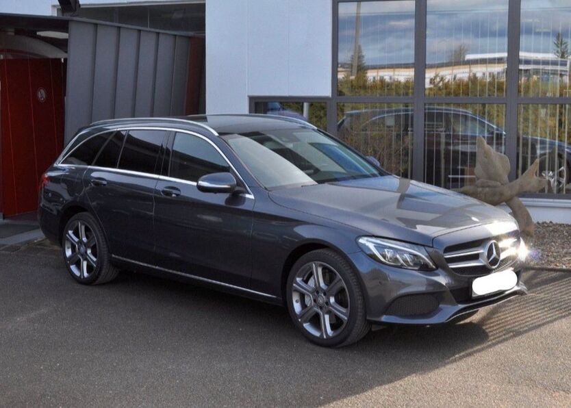 Mercedes-Benz C 400 60.000 km 28.000 € Sonneberg 96515