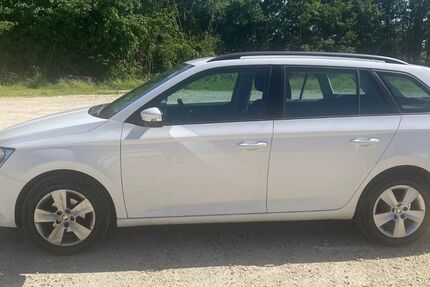 Skoda Fabia 68.000 km 10.800 &euro; Hüttisheim 89185