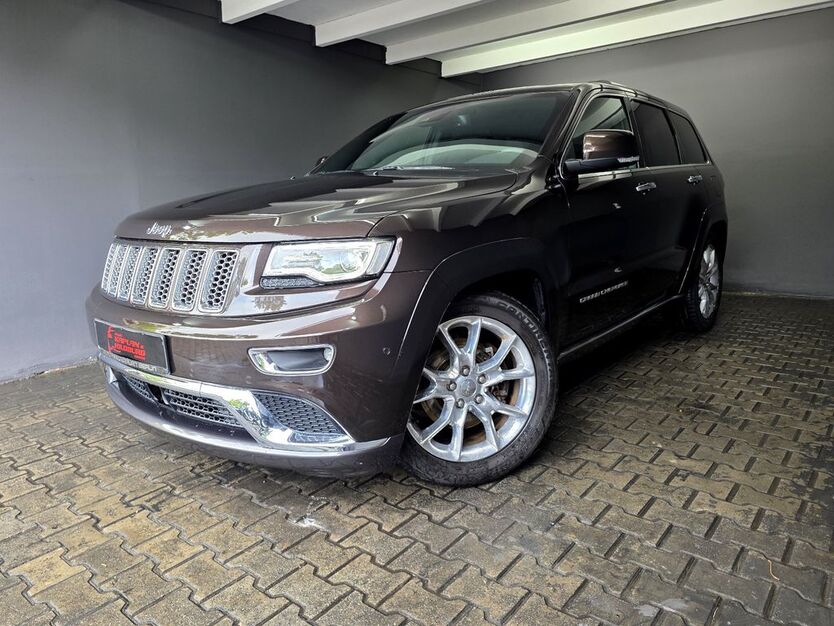 Jeep Grand Cherokee 44.000 km 28.990 € Berlin 12279