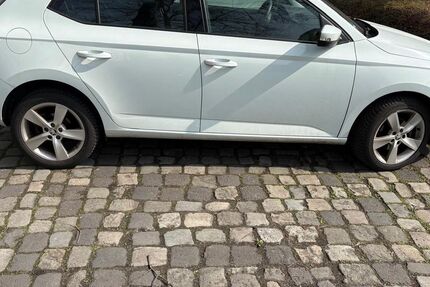 Skoda Fabia 80.000 km 9.990 &euro; Soest 59494