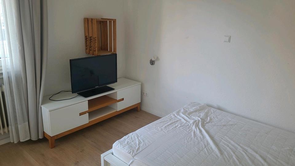 Etagenwohnung Stuttgart Feuerbach - 1 Zimmer, 70 m&sup2;, 460&euro; | Angebot:26366186