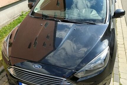 Ford Focus 113.895 km 8.200 &euro; Lemgo 32657