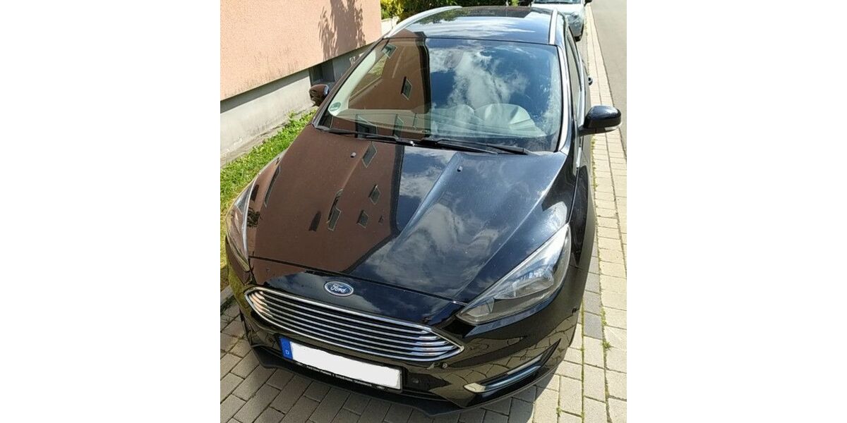 Ford Focus 113.895 km 8.200 &euro; Lemgo 32657