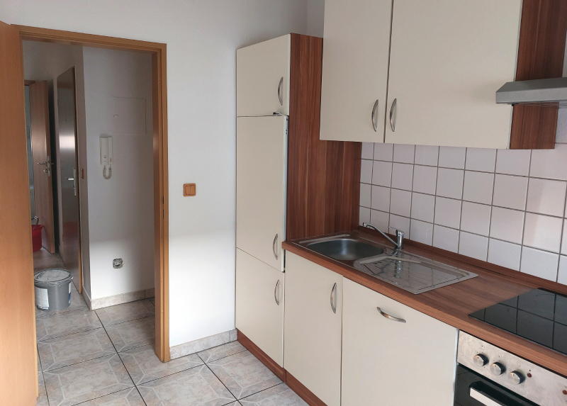 ObjNr:19365 - Helle, renovierte 2- Zimmer ETW mit Balkon in Bad Dürkheim - Etagenwohnung Bad Dürkheim | Angebot:20803486