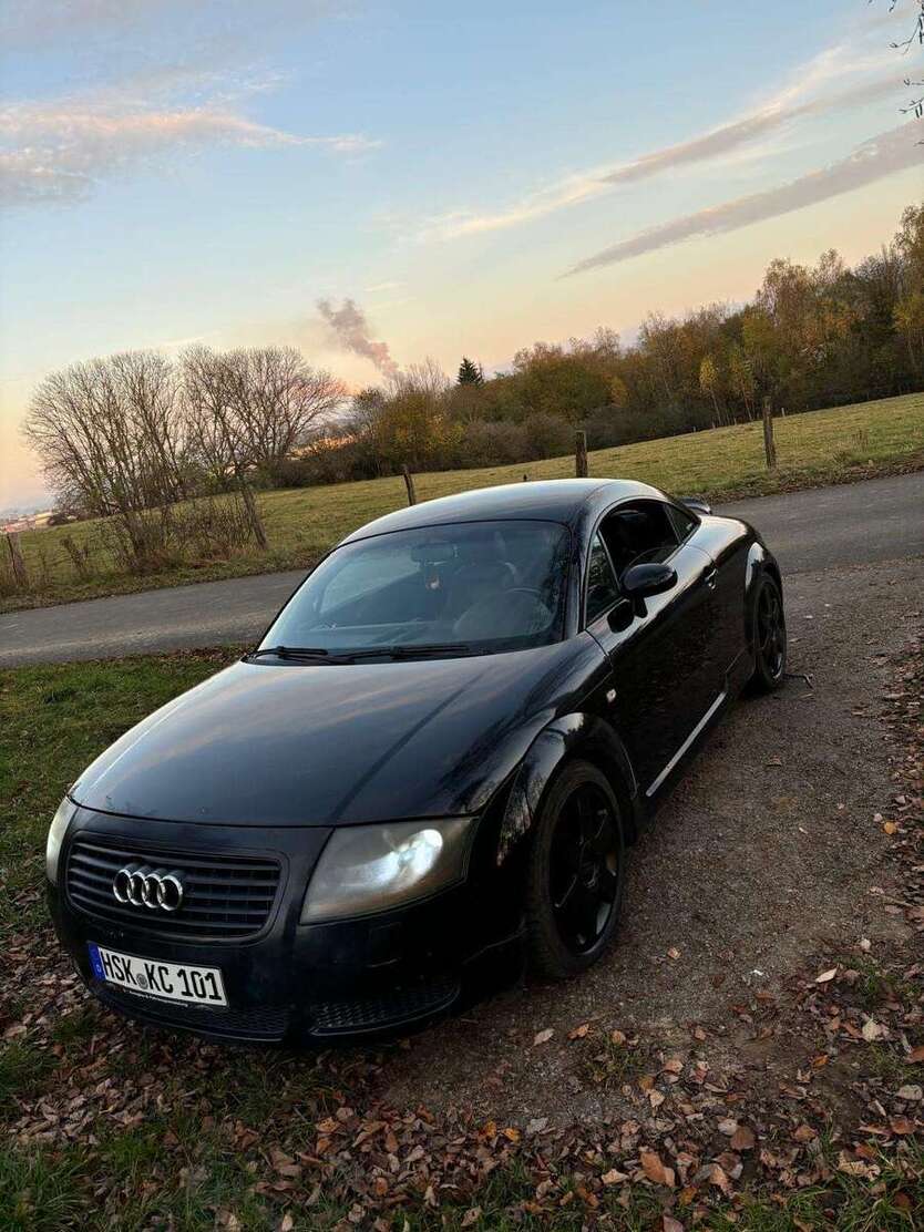 Audi TT 272.000 km 4.000 € brilon 59929