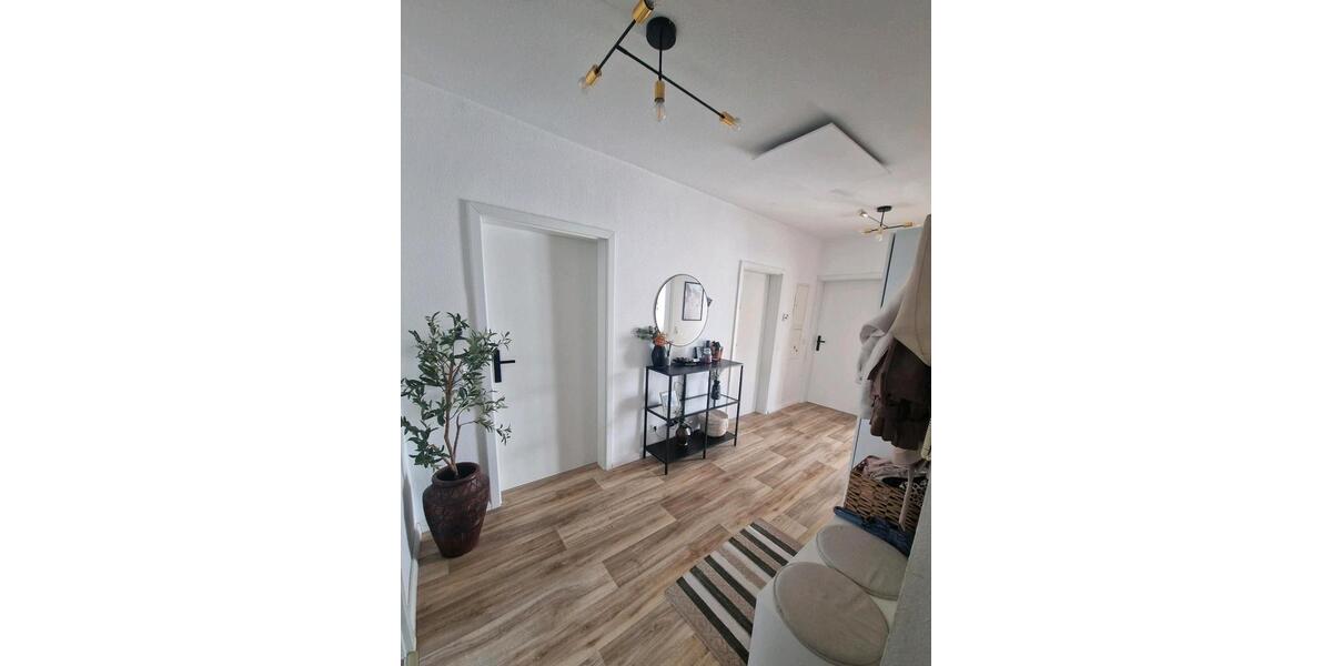 Etagenwohnung Schwieberdingen - 3 Zimmer, 81 m&sup2;, 266.000&euro; | Angebot:25649855