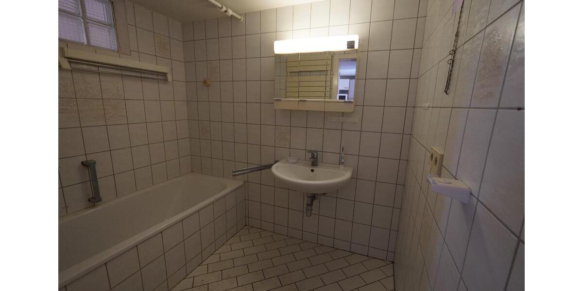 Einfamilienhaus Tübingen Derendingen - 6 Zimmer, 112 m&sup2;, 325.000&euro; | Angebot:24804619