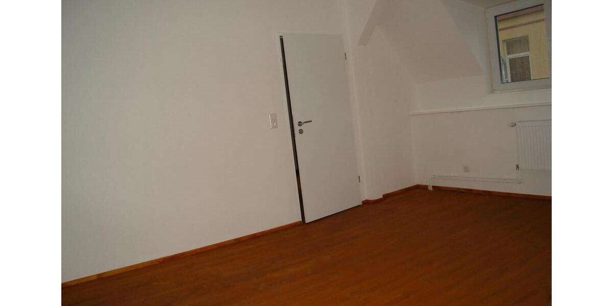 Etagenwohnung Preetz - 3 Zimmer, 96 m&sup2;, 938&euro; | Angebot:26324230